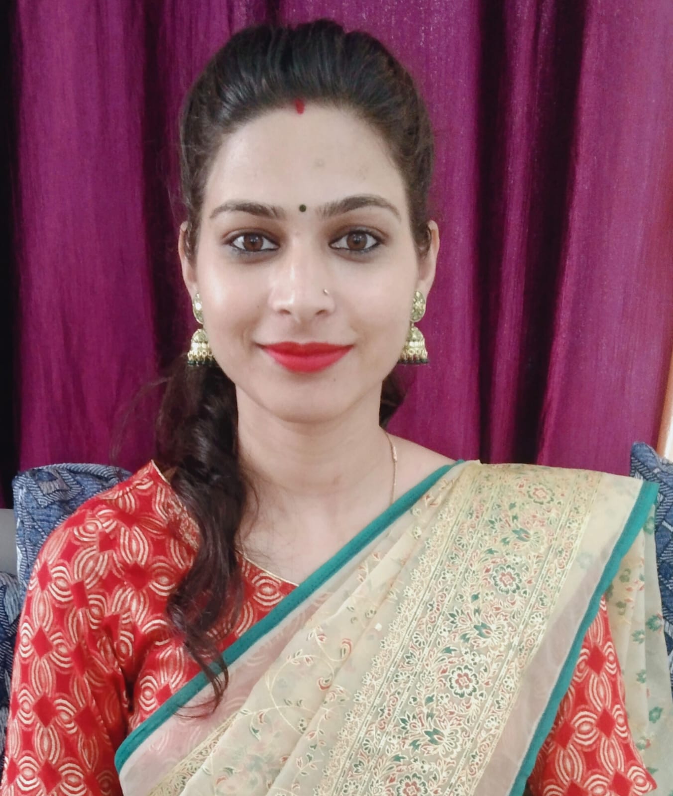 Mrs. Meenakshi Pant